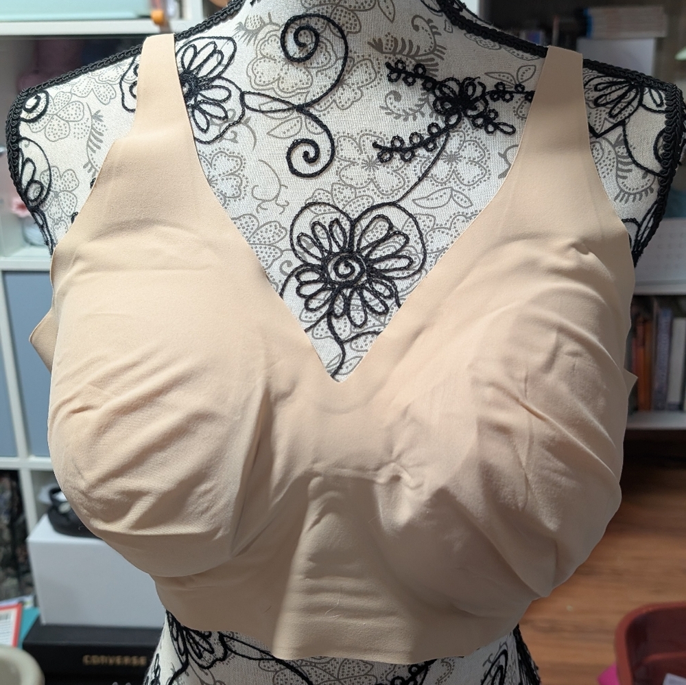 Knix Revolution V-neck Wireless Bra